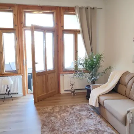Romanze Apartment
