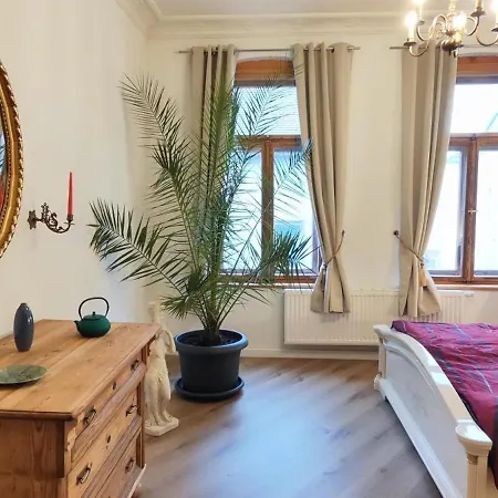 Romanze Apartment *